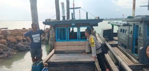 Prediksi Cuaca Buruk, Polsek Dabo Singkep Ajak Nelayan Tingkatkan